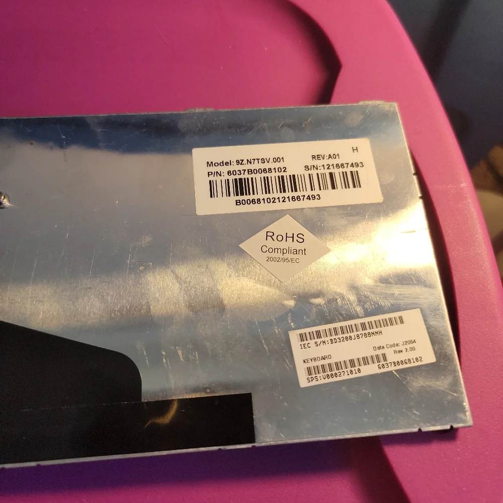 Toshiba Satellite Laptop Keyboard V000271010